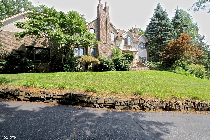 Property Photo:  79 Westview  NJ 07470 