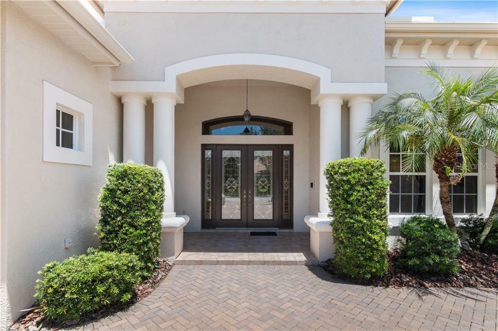 Property Photo:  7907 Royal Birkdale Circle  FL 34202 