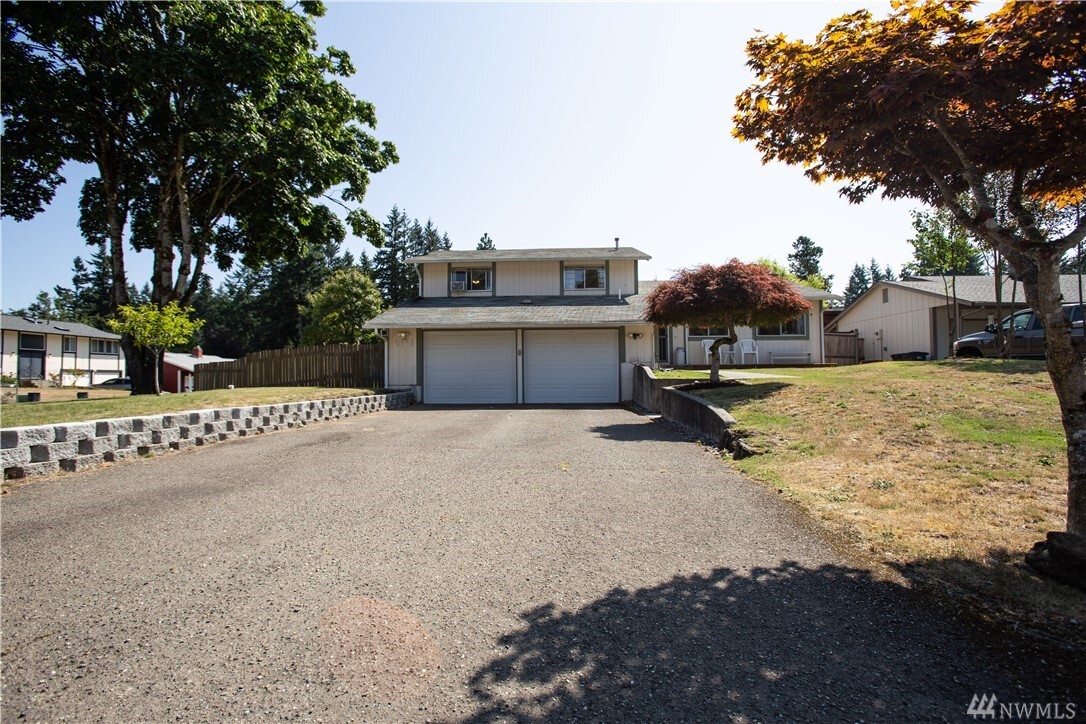 Property Photo: 4318 Malibu Ct SE WA 98366