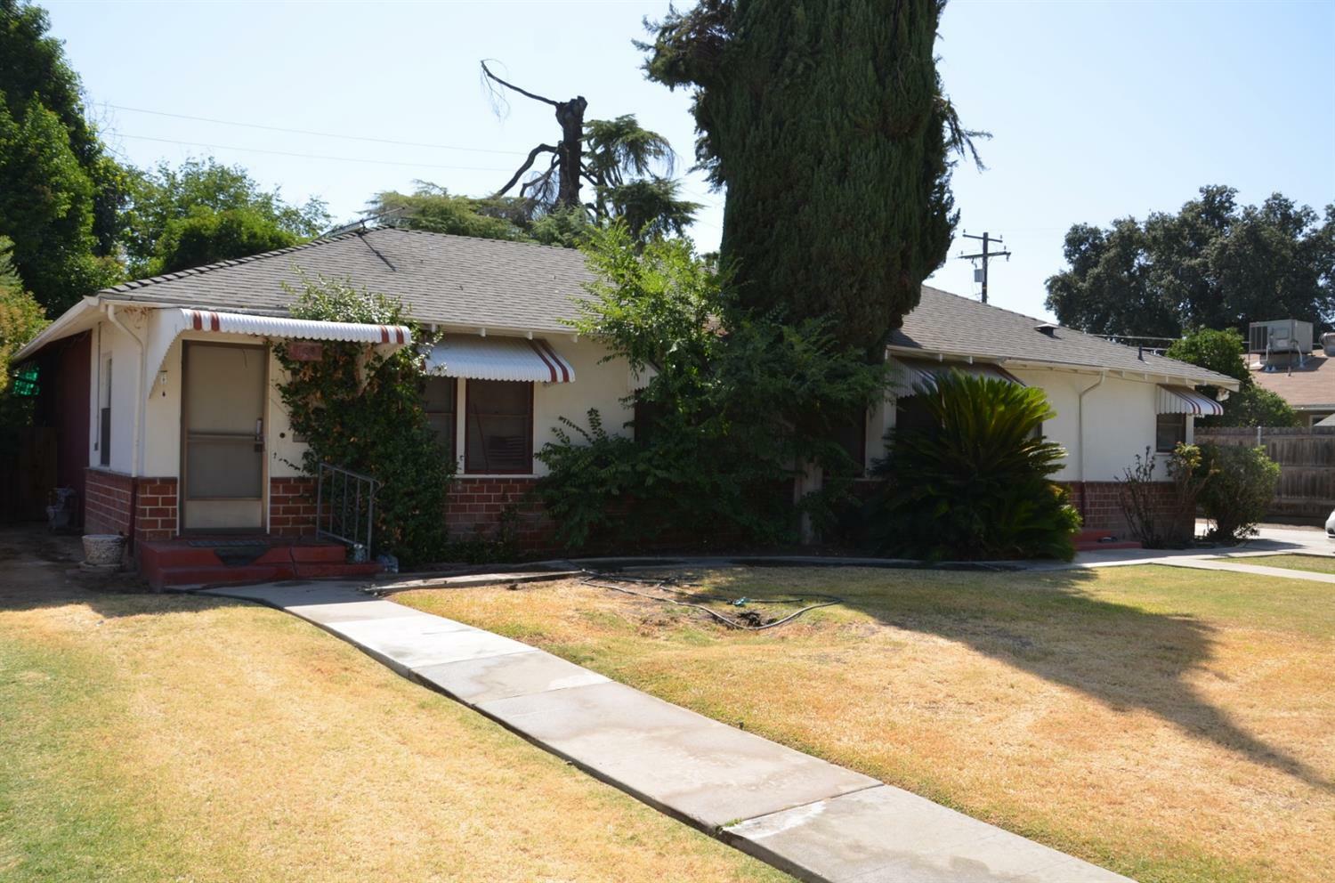 Property Photo:  406 N Divisadero Street  CA 93291 