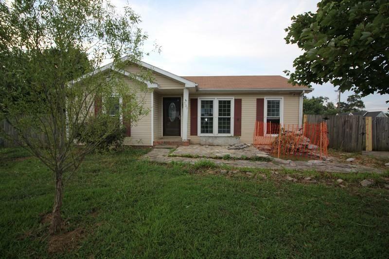 Property Photo:  721 Shelton Cir  TN 37042 