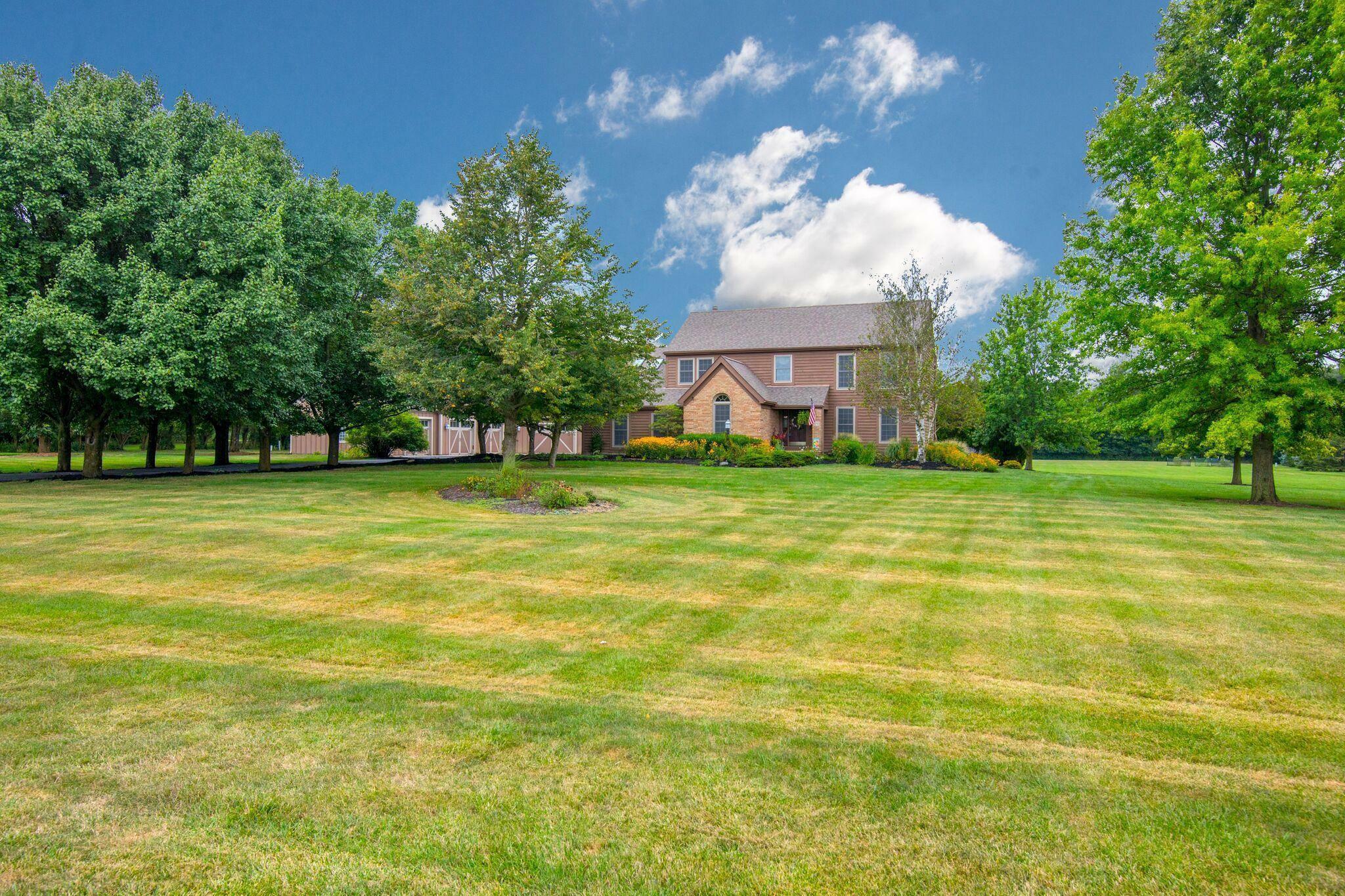 Property Photo:  6980 Concord Bend Drive  OH 43065 