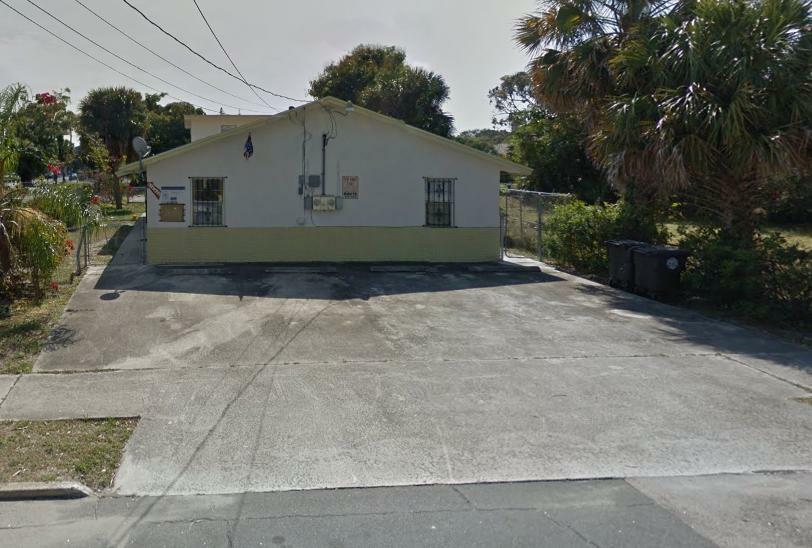 Property Photo:  622 11th Street  FL 33401 