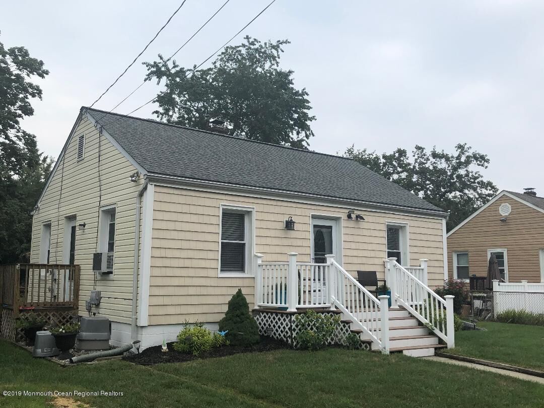 Property Photo:  409 Poplar Street  NJ 08733 