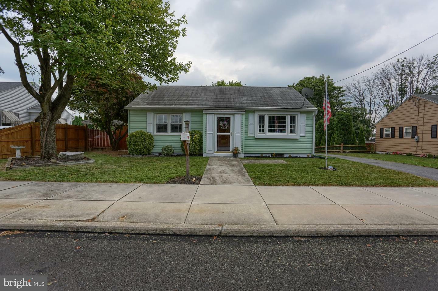 Property Photo:  732 W Maple Street  PA 17078 