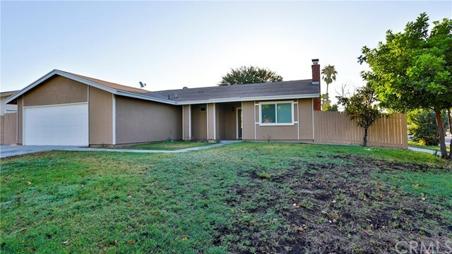 Property Photo:  9571 Whitewood Court  CA 92335 