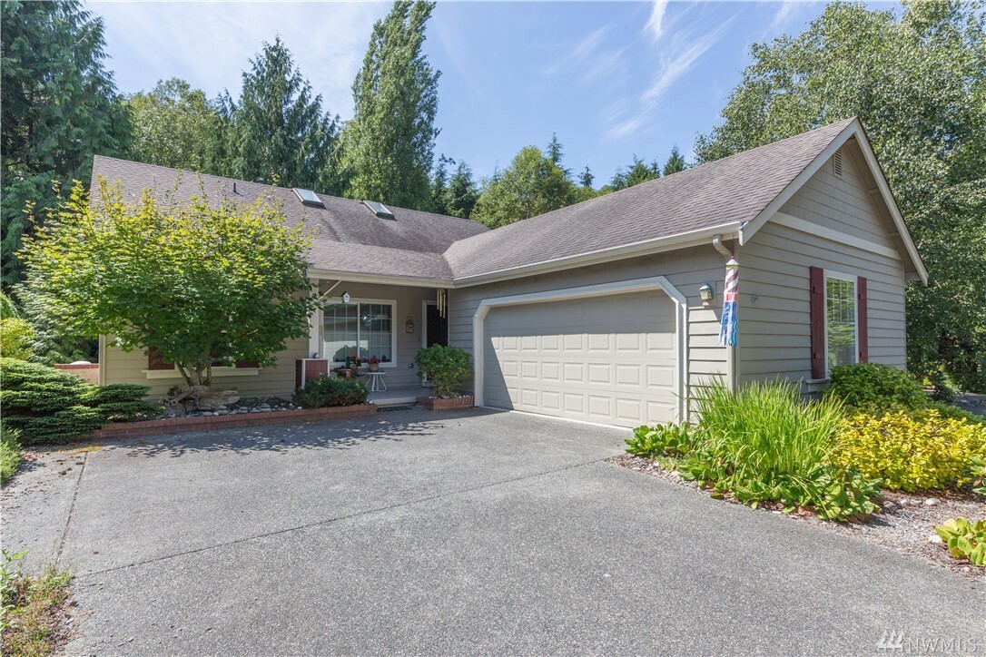 Property Photo:  43 McKenzie Lane  WA 98365 