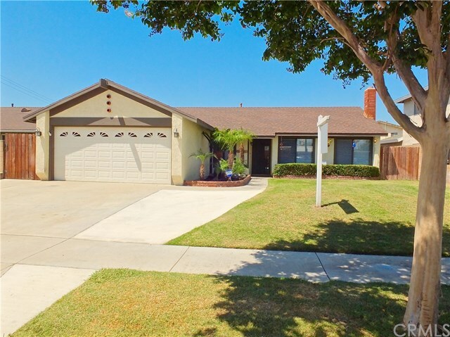 Property Photo: 5801 Canehill Avenue CA 90713