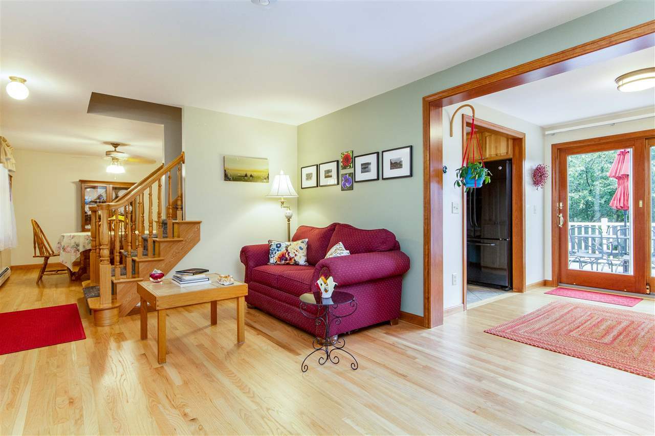 Property Photo:  5 Devon Hill Court  VT 05452 