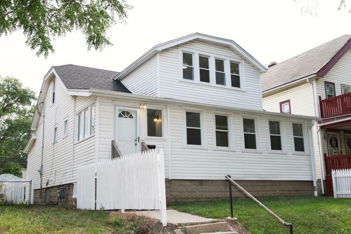 Property Photo:  3254 N 37th St  WI 53216 