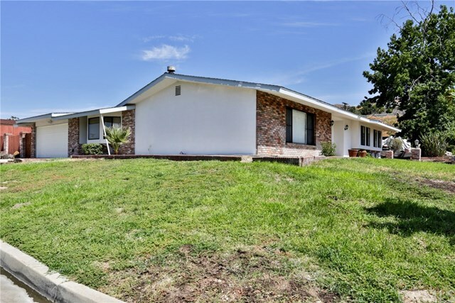 Property Photo:  3542 Laurel Court  CA 92404 