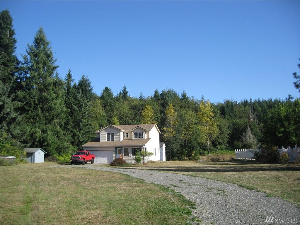 Property Photo: 131 Big Hanaford Rd WA 98531