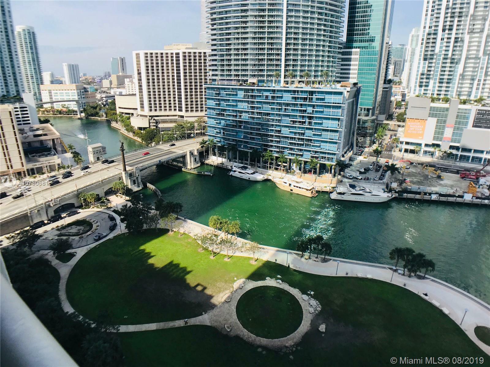 Property Photo:  475 Brickell 1810  FL 33131 