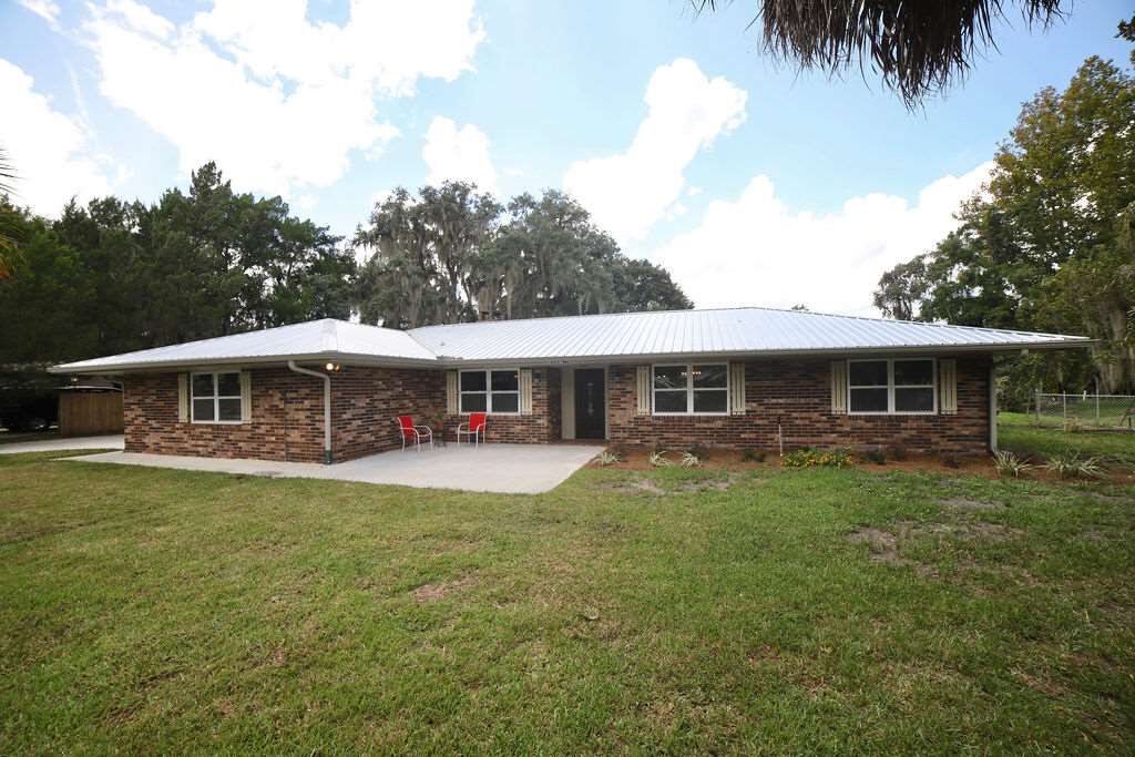 Property Photo:  103 Canal Dr  FL 32131 