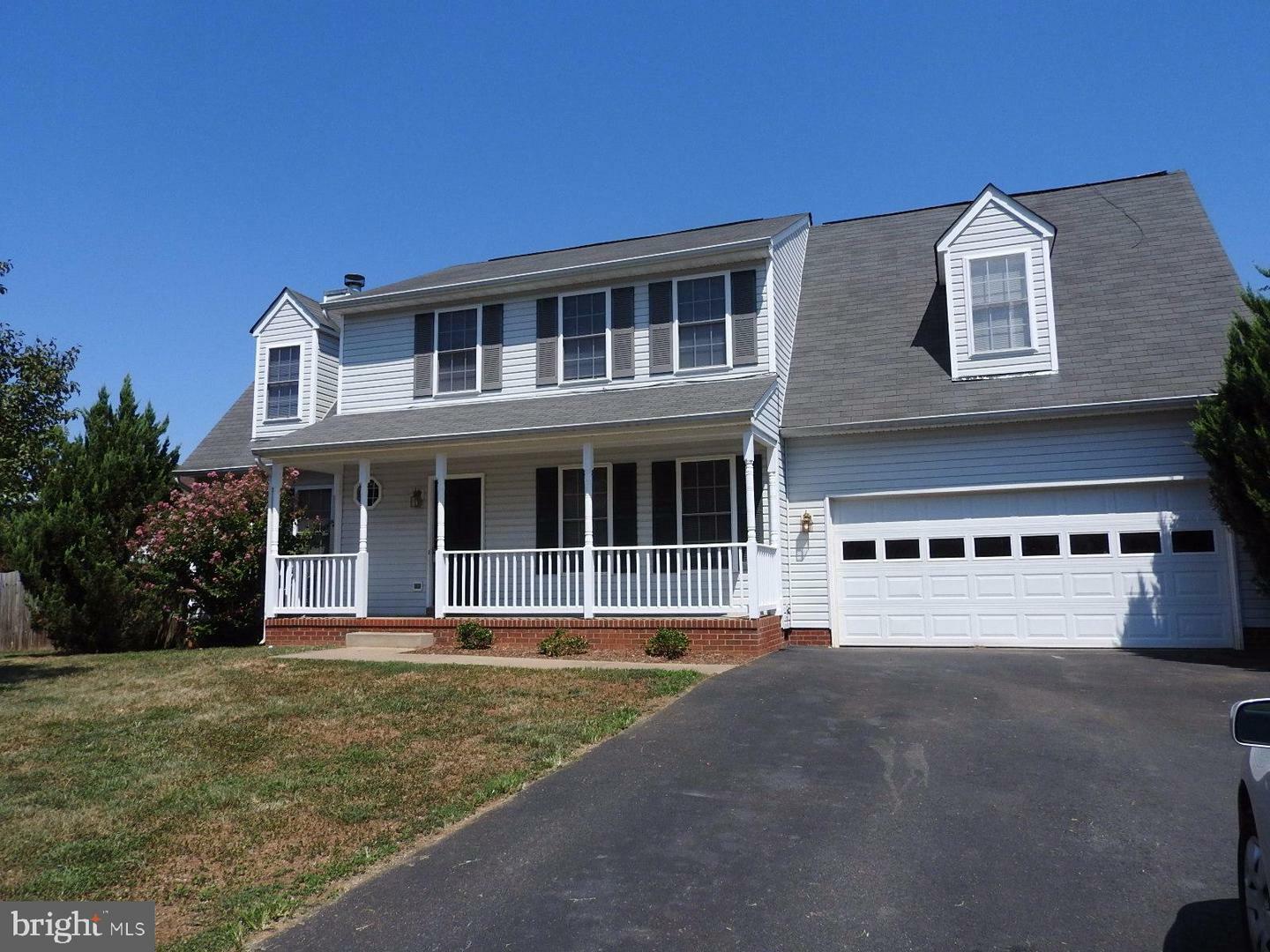 Property Photo:  10608 Hamiltons Crossing Drive  VA 22408 