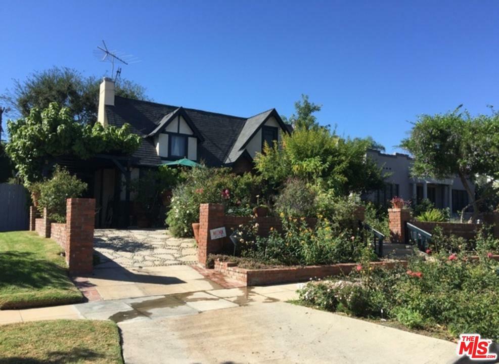 Property Photo:  347 N Lucerne Blvd  CA 90004 