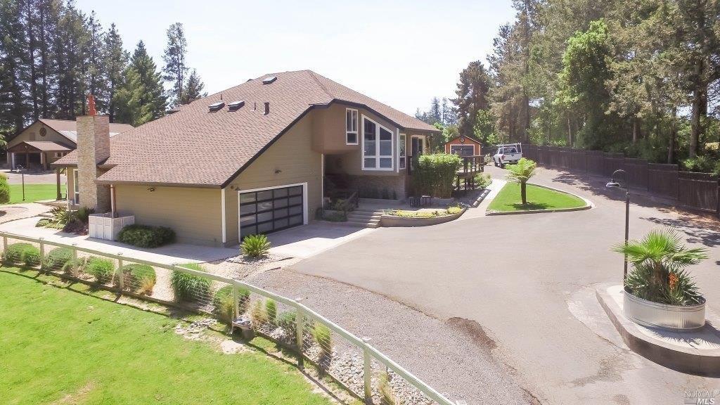 Property Photo: