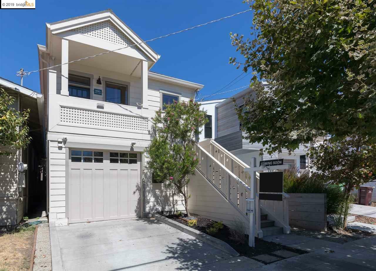 Property Photo:  990 43 Rd St  CA 94608 