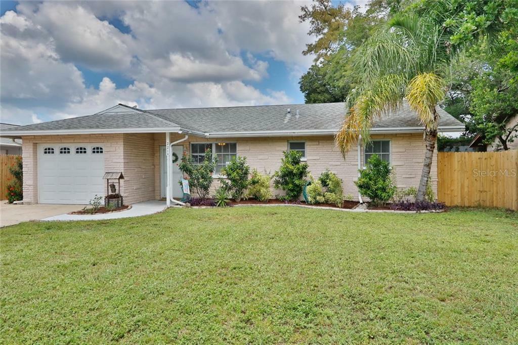 Property Photo: 2214 Winchester Drive FL 34698