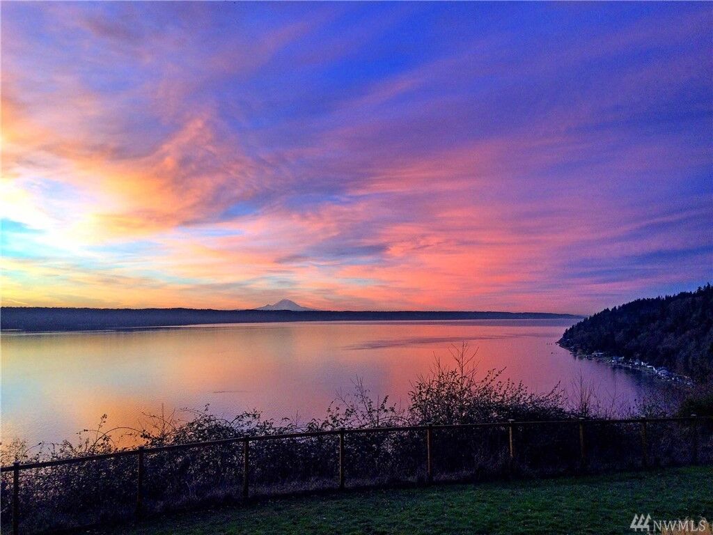 Property Photo: 4421 Glacier Pond Ln WA 98236