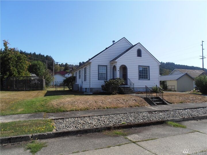 Property Photo: 66 SW Saunders Wy WA 98532