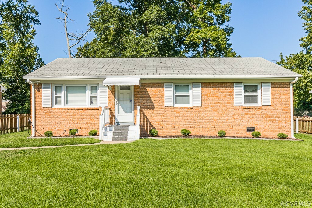 Property Photo: 5408 Seminary Avenue VA 23227