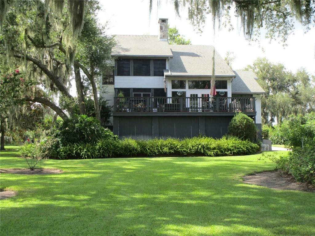 Property Photo:  41637 Silver Drive  FL 32784 