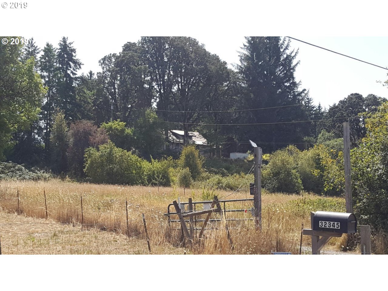 Property Photo: 32345 SW Savage Rd OR 97378