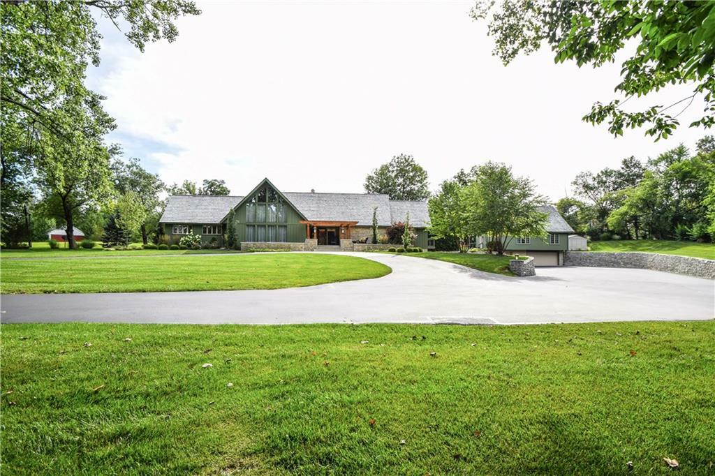 Property Photo: 1411 S Dixie Drive OH 45377