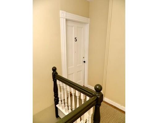 Property Photo: 83 Pleasant St 5 MA 01945