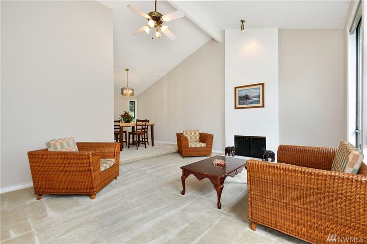 Property Photo:  4805  158th Court NE  WA 98052 