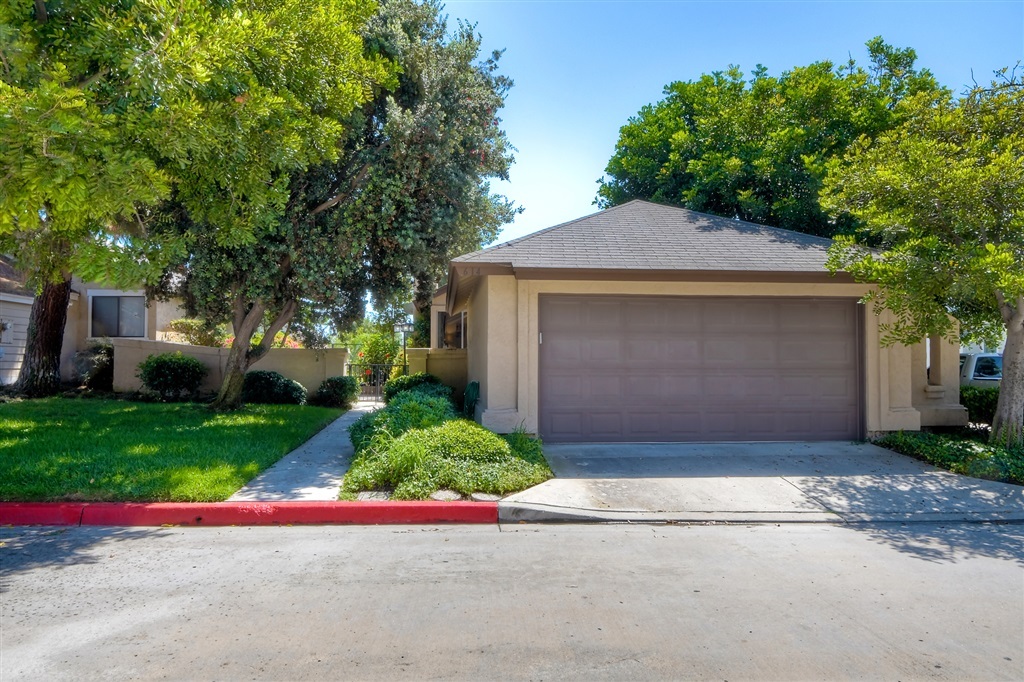 Property Photo:  614 Hampshire Ln  CA 91911 