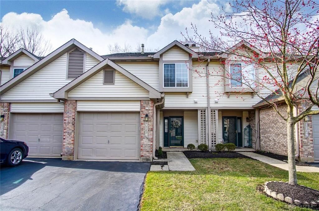 Property Photo: 1124 Evergreen Park Court OH 45458