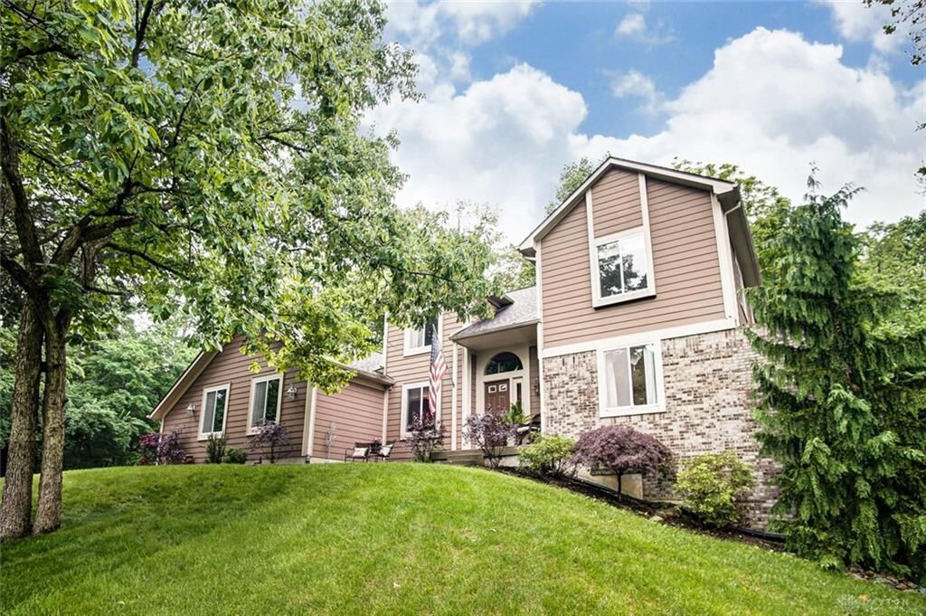 Property Photo: 6433 Munger Road OH 45459