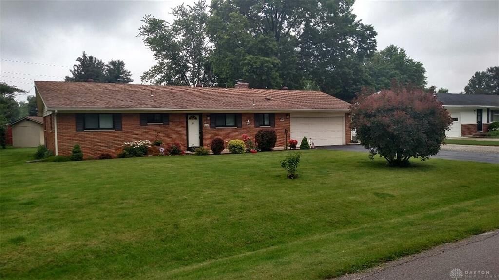 Property Photo: 200 Hardacre Drive OH 45385