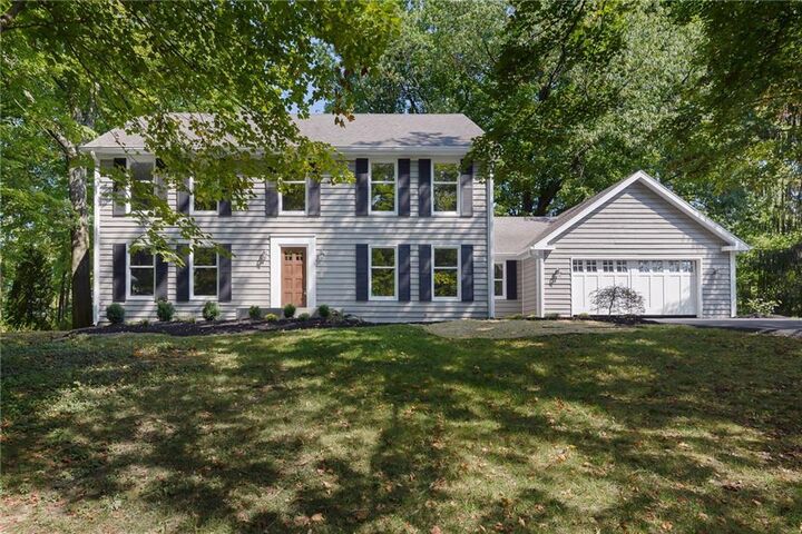 960 Tillson Drive  Zionsville IN 46077 photo