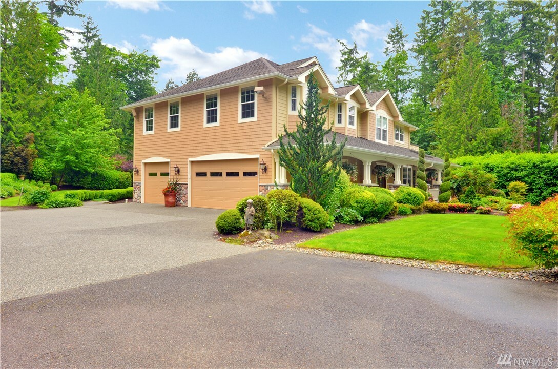 Property Photo: 21011 NE 115th St WA 98053