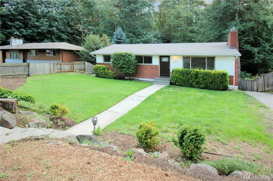 16511 Carlyle Hall Rd N  Shoreline WA 98133 photo