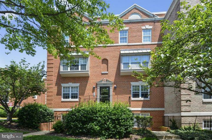 Property Photo: 3607 38th Street NW 74-102 DC 20016