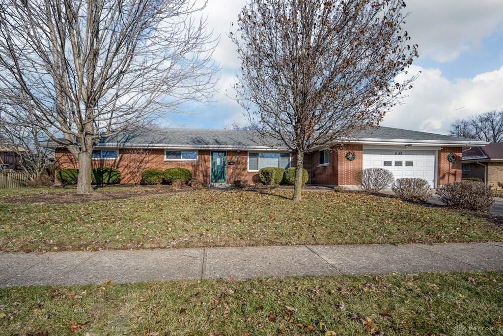 Property Photo: 805 Willowdale Avenue OH 45429