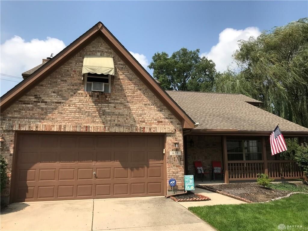 Property Photo:  627 Cassel Creek Drive  OH 45377 