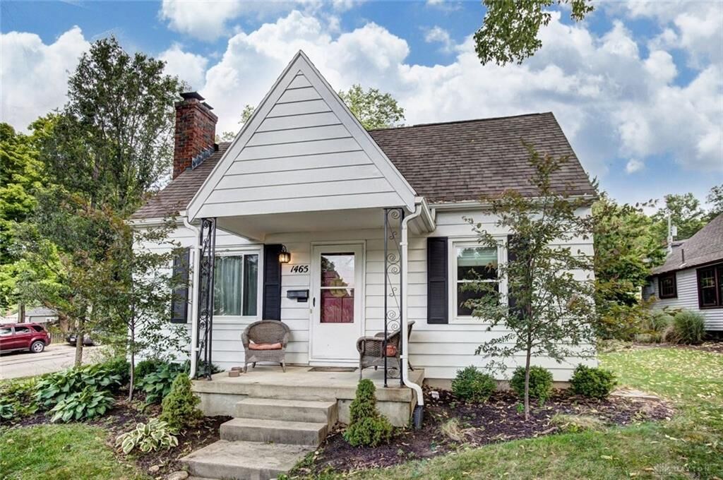 Property Photo: 1465 Springhill Avenue OH 45409