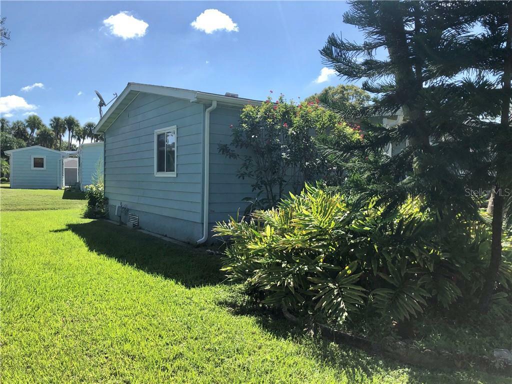 Property Photo:  22 Wood Owl Avenue  FL 34222 