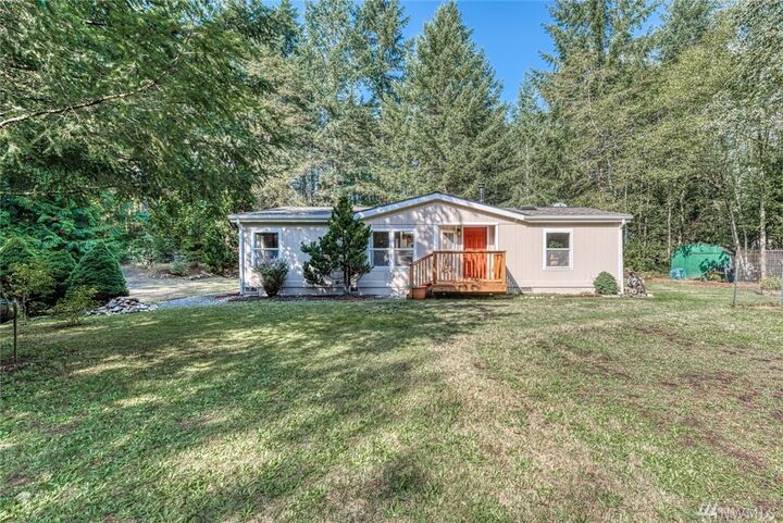 Property Photo:  10690  Harland Lane SE  WA 98367 