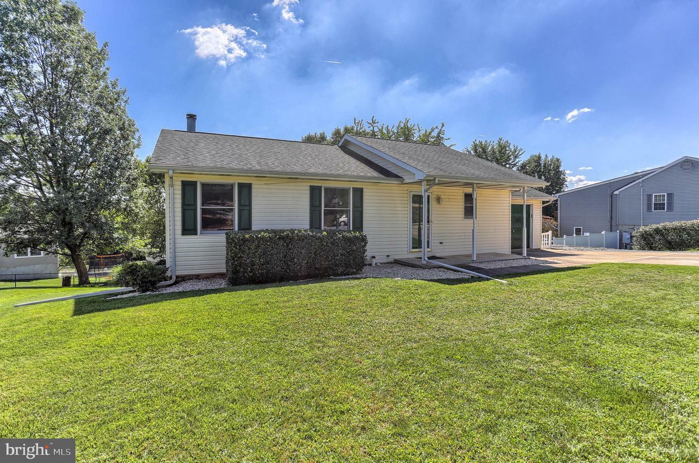 Property Photo:  207 Lartry Drive  PA 17356 