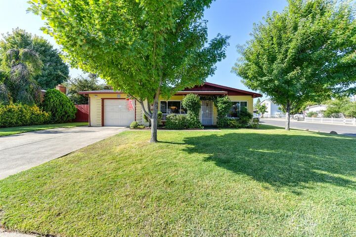 2400 Aramon Drive  Rancho Cordova CA 98670 photo