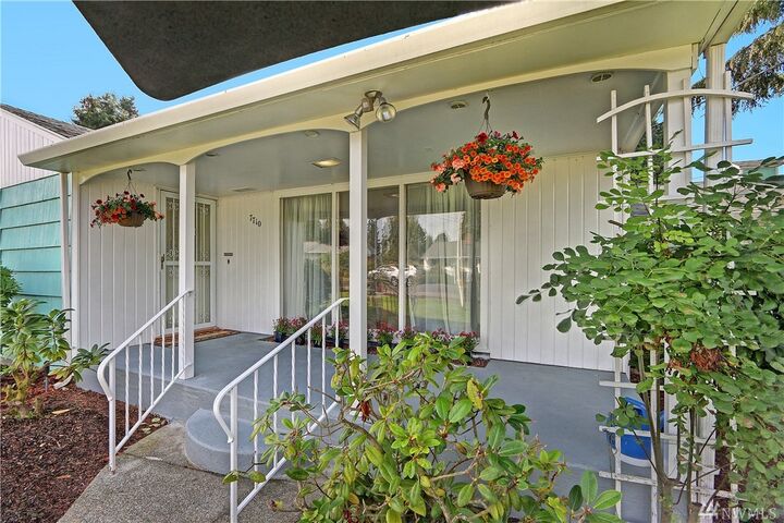 7710  30th Street W  University Place WA 98466 photo