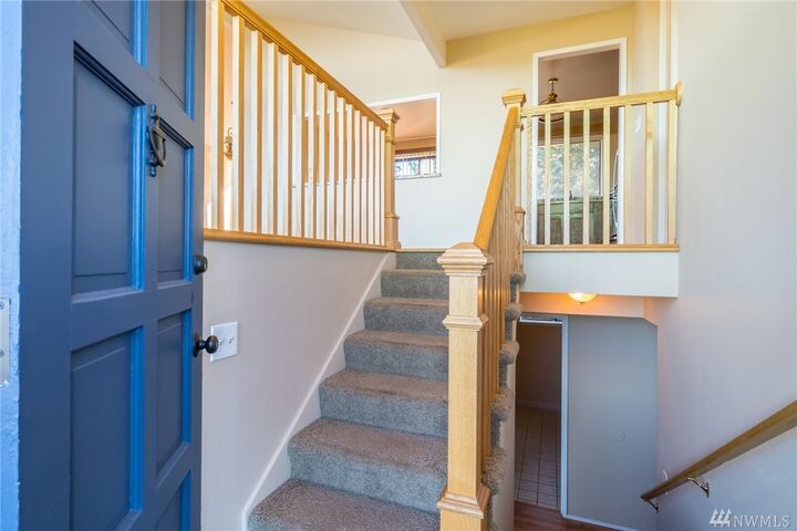 Property Photo:  4530 140th Ave SE  WA 98006 