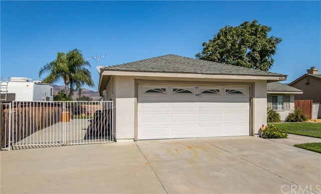 Property Photo:  42888 Seal Rock Court  CA 92544 