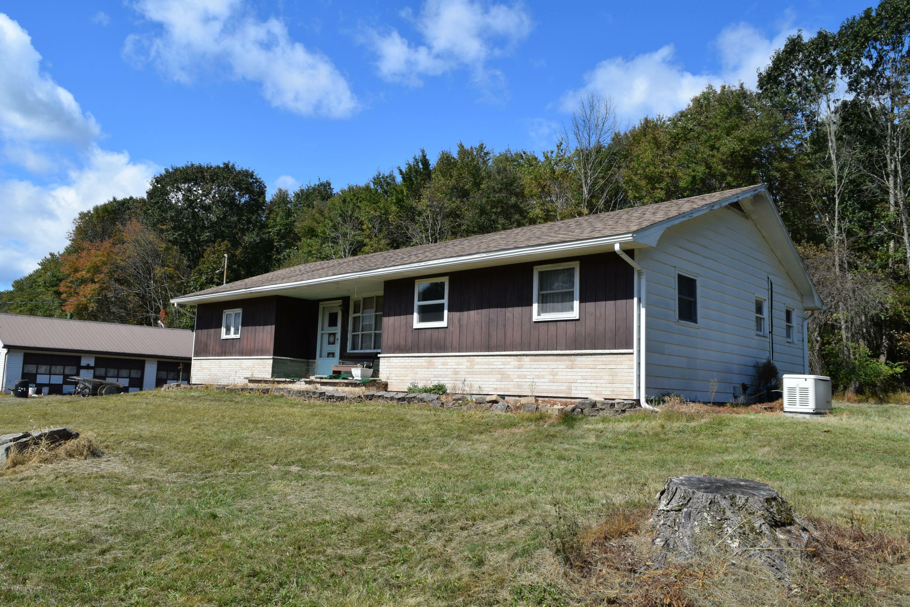 Property Photo:  487 Effort Neola Road  PA 18353 